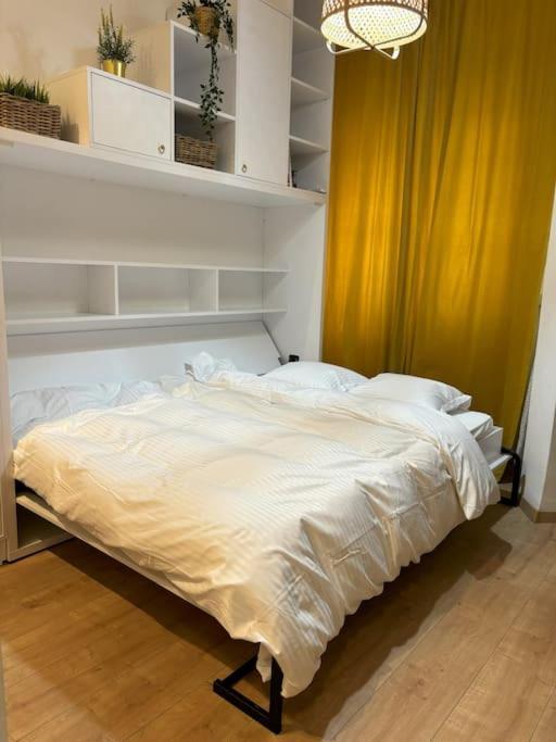 Tiny Studio Quinet Bucharest Exterior photo