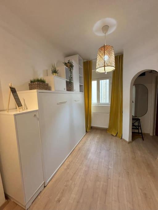 Tiny Studio Quinet Bucharest Exterior photo
